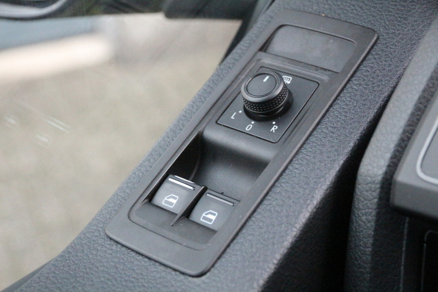 Volkswagen Transporter 2.0 TDI 150PK | L1H1 | Cruise | Airco..