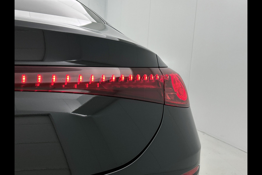 Mercedes-Benz CLA-Klasse 250+ Launch Edition 85 kWh | Smartphone integratie | Warmtepomp | Nightpakket | Memorypakket  | Antidiefstal pakket URBAN GUARD | Adaptieve Cruisecontrol | Multibeam LED |