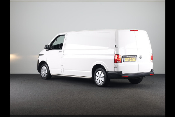 Volkswagen Transporter 2.0 TDI L2H1 28 Comfortline 110 pk | Verlengde garantie | Navigatie via App | Parkeersensoren achter | Cruise control |