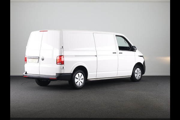 Volkswagen Transporter 2.0 TDI L2H1 28 Comfortline 110 pk | Verlengde garantie | Navigatie via App | Parkeersensoren achter | Cruise control |