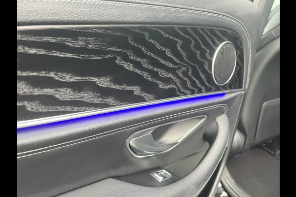 Mercedes-Benz E-Klasse 300 e AMG Line | 320pk PHEV | Elektrisch panoramadak / schuifdak | Stoelverwarming | Bestuurdersstoel Met Geheugen | Achteruitrijcamera