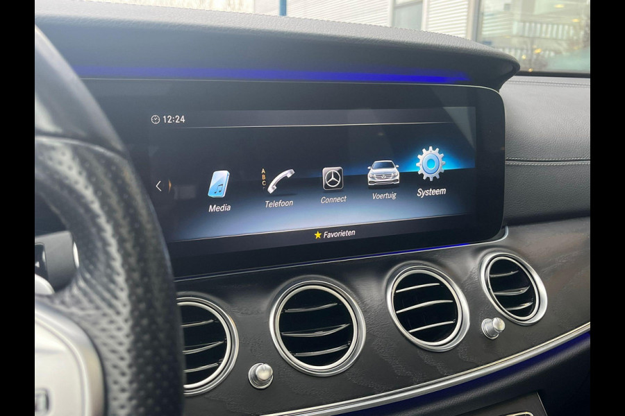 Mercedes-Benz E-Klasse 300 e AMG Line | 320pk PHEV | Elektrisch panoramadak / schuifdak | Stoelverwarming | Bestuurdersstoel Met Geheugen | Achteruitrijcamera