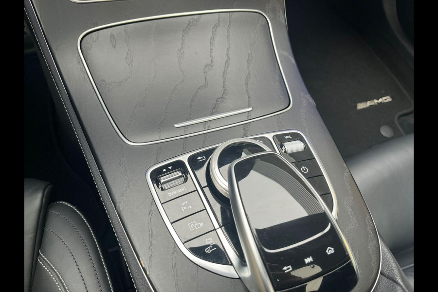 Mercedes-Benz E-Klasse 300 e AMG Line | 320pk PHEV | Elektrisch panoramadak / schuifdak | Stoelverwarming | Bestuurdersstoel Met Geheugen | Achteruitrijcamera