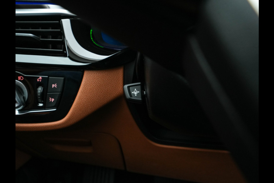 Alpina BMW ALPINA D5 S "Limousine nr.121" ALLRAD Aut. *PANO | LEATHER | HARMAN/KARDON | FULL-LED | ADAPTIVE-CRUISE | MEMORY-PACK | DIGI-COCKPIT | CAMERA | NAVI-FULLMAP | HEATED-COMFORTSEATS | AMBIENTLIGHT | SHIFTPADDLES |  TOWBAR | DAB | ..