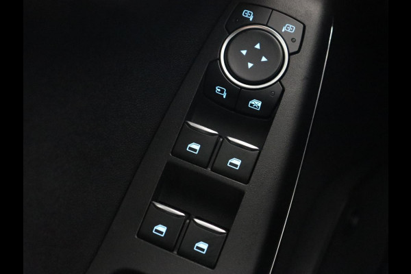 Ford Fiesta 1.0 EcoBoost ST-Line X | Stoel & stuurverwarming | Trekhaak | Camera | Adaptive cruise | Carplay | Navigatie | B&O Sound | Climate control | Bluetooth | Keyless