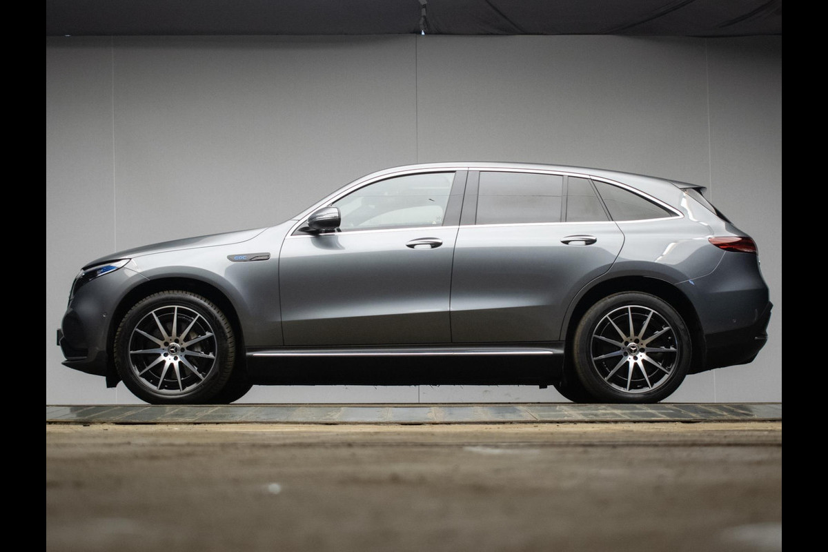 Mercedes-Benz EQC 400 4MATIC 80 kWh SOH 94% BTW AMG (PANORAMADAK,BURMESTER,CARPLAY,SFEERVERLICHTING,LASER,LEDER,STOELVERWARMING)