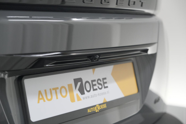 Peugeot e-2008 EV GT Avantage 54 kWh | 360 Camera | Massage Functie | Dodehoekdetectie | Stoelverwarming