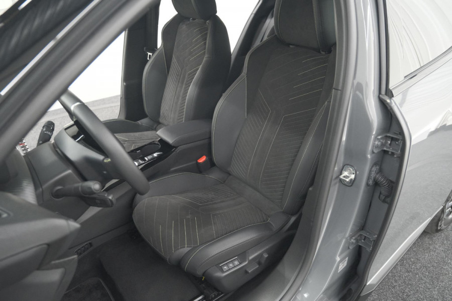 Peugeot e-2008 EV GT Avantage 54 kWh | 360 Camera | Massage Functie | Dodehoekdetectie | Stoelverwarming