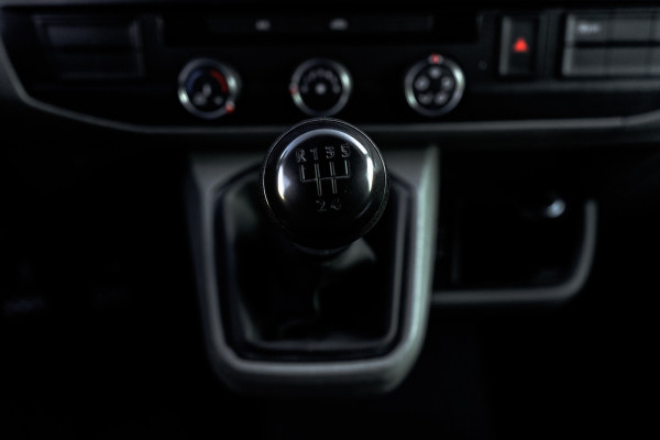 Volkswagen Transporter T6.1 2.0TDI | L2H1 | Airco | Cruise | Trekhaak