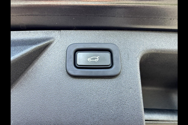 Land Rover Discovery Sport D150 2.0 R-Dynamic S NL. Auto, Navi, Camera, Trekhaak.