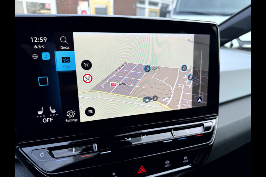 Volkswagen ID.3 First Plus 58 kWh SOH 92.8%, Camera, Trekhaak, 19''Lmv