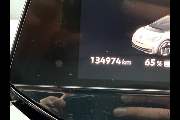 Volkswagen ID.3 First Plus 58 kWh SOH 92.8%, Camera, Trekhaak, 19''Lmv