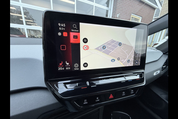 Volkswagen ID.3 First Plus 58 kWh SOH 91.6%,Camera, Trekhaak, 19''Lmv