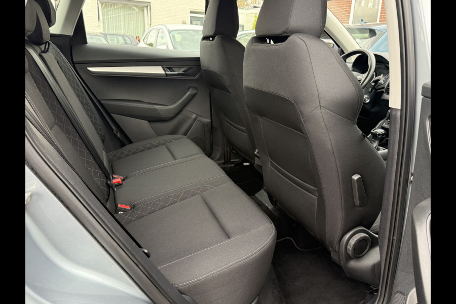 Škoda Karoq 1.5 TSI ACT Business Edition Trekhaak, Carplay/Android