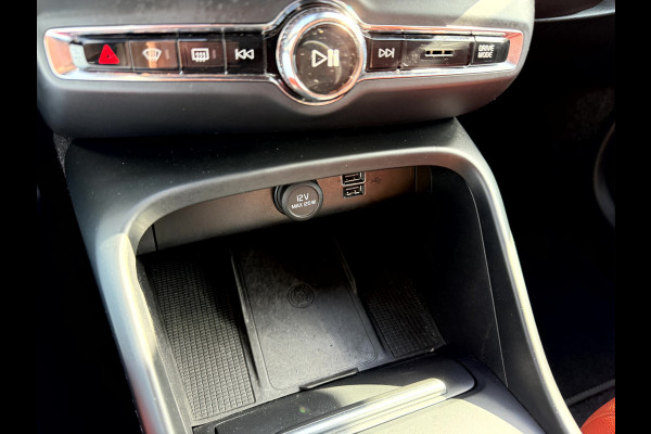 Volvo XC40 1.5 T3 Momentum Pro Panoramadak, Trekhaak, Camera