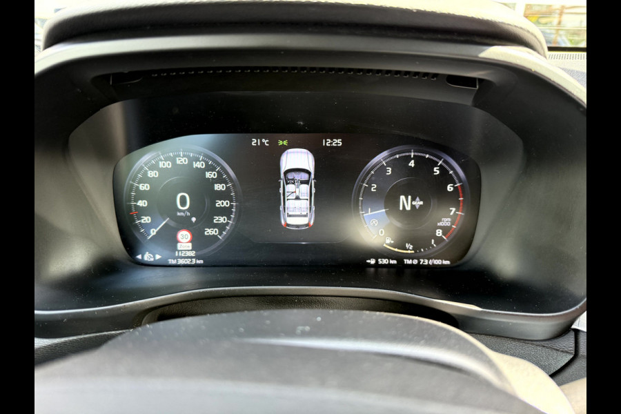 Volvo XC40 1.5 T3 Momentum Pro Panoramadak, Trekhaak, Camera