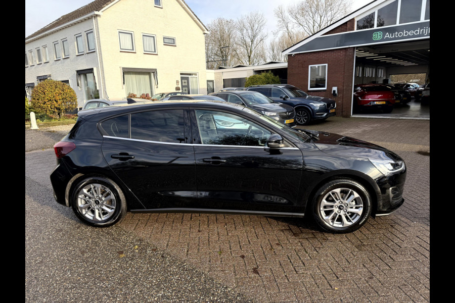 Ford Focus 1.0 EcoBoost Hybrid Titanium NL. Auto,