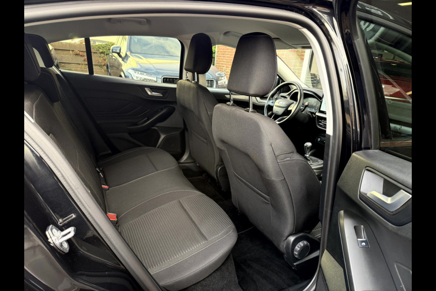 Ford Focus 1.0 EcoBoost Hybrid Titanium NL. Auto,