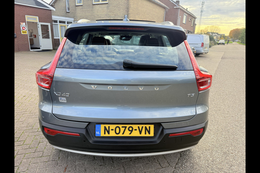 Volvo XC40 1.5 T3 Inscription Panoramadak, Leer, Camera