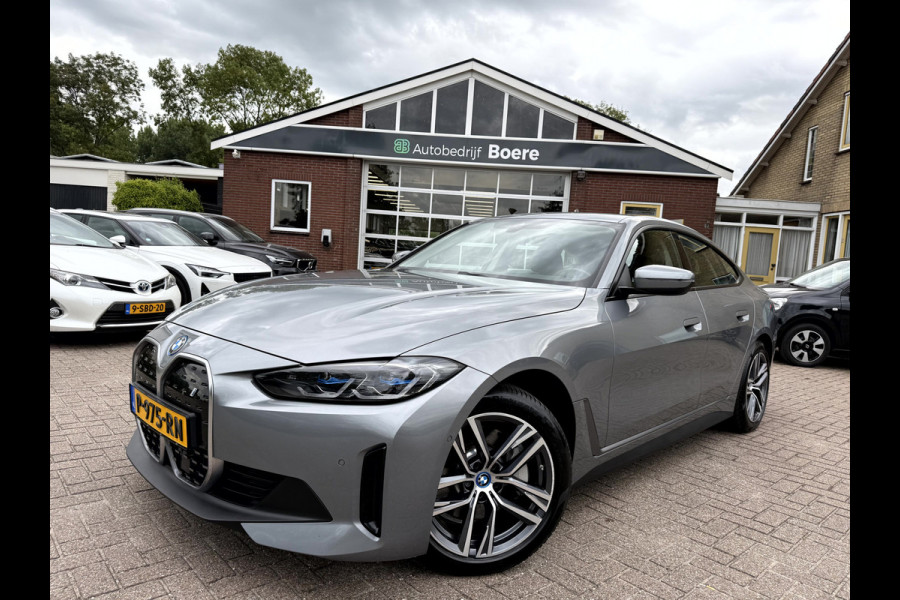 BMW i4 eDrive40 High Executive 84 kWh SOH 93.6%, Camera, 18''Lmv,  elek.Trekhaak