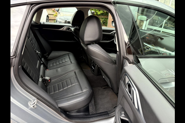 BMW i4 eDrive40 High Executive 84 kWh SOH 93.6%, Camera, 18''Lmv,  elek.Trekhaak