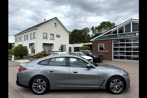 BMW i4 eDrive40 High Executive 84 kWh SOH 93.6%, Camera, 18''Lmv,  elek.Trekhaak