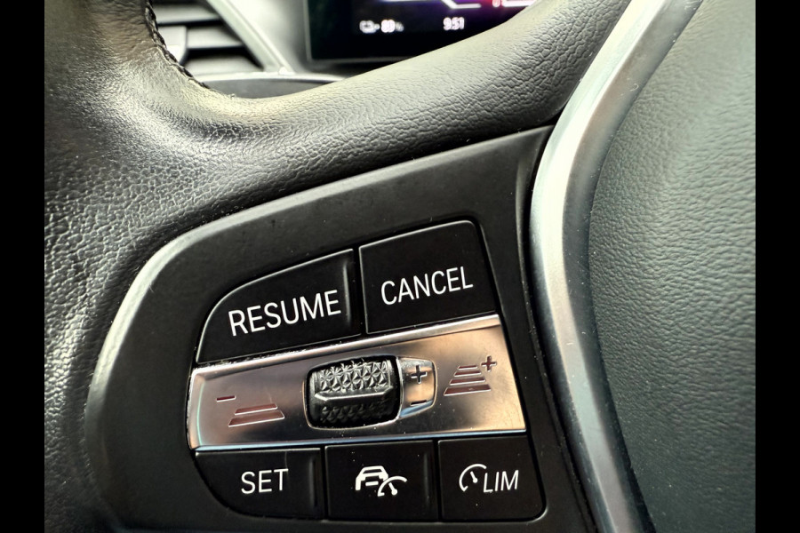 BMW i4 eDrive40 High Executive 84 kWh SOH 93.6%, Camera, 18''Lmv,  elek.Trekhaak