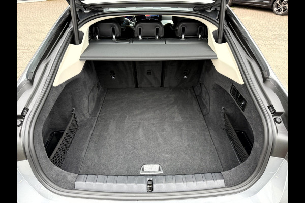 BMW i4 eDrive40 High Executive 84 kWh SOH 93.6%, Camera, 18''Lmv,  elek.Trekhaak