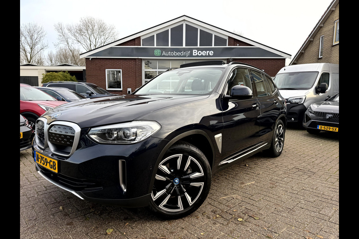 BMW iX3 Executive 80 kWh SOH 97.2%,  Panoramadak, Camera, Carplay/Android