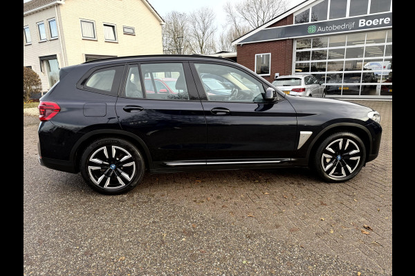 BMW iX3 Executive 80 kWh SOH 97.2%,  Panoramadak, Camera, Carplay/Android