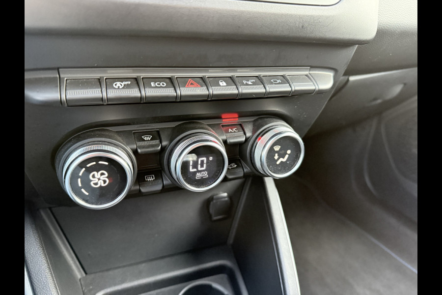 Dacia Duster 1.3 TCe 150pk Serie Limitee 15th Anniversary Trekhaak, 360 camera