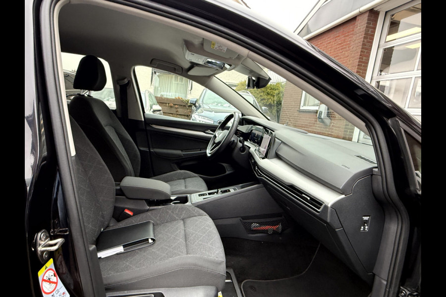 Volkswagen Golf Variant 1.0 eTSI Life Navi, Camera, Virt.Display