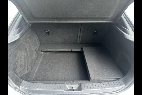 Mazda CX-30 2.0 e-SkyActiv-G M Hybrid Comfort | PARKEER SENSOREN VOOR EN ACHTER | ACHTERUITRIJ CAMERA | HEADUP DISPLAY |