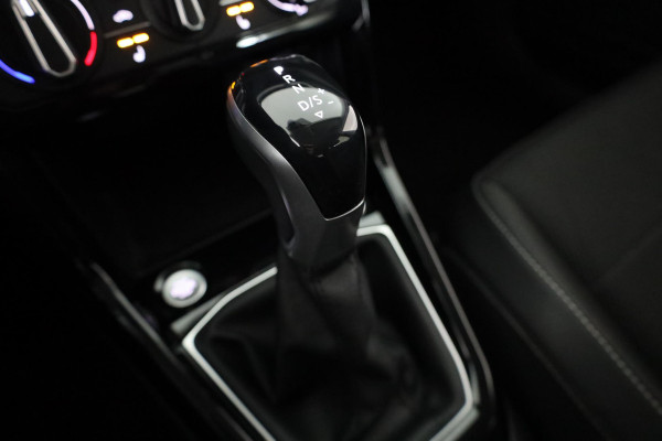 Volkswagen T-Cross 1.0 TSI Life 110 pk Automaat (DSG) | | Navigatie | Parkeersensoren | Achteruitrijcamera