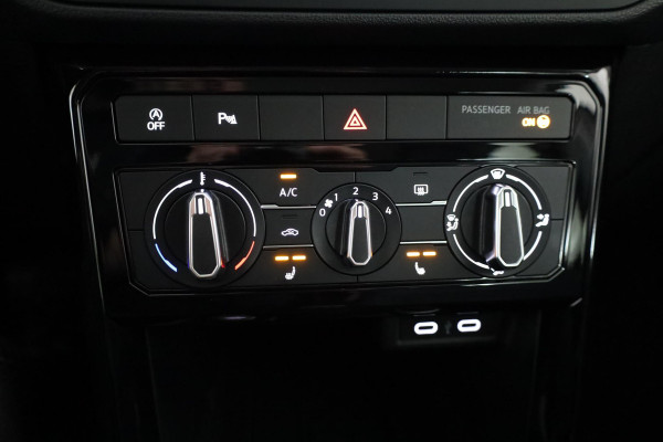 Volkswagen T-Cross 1.0 TSI Life 110 pk Automaat (DSG) | | Navigatie | Parkeersensoren | Achteruitrijcamera
