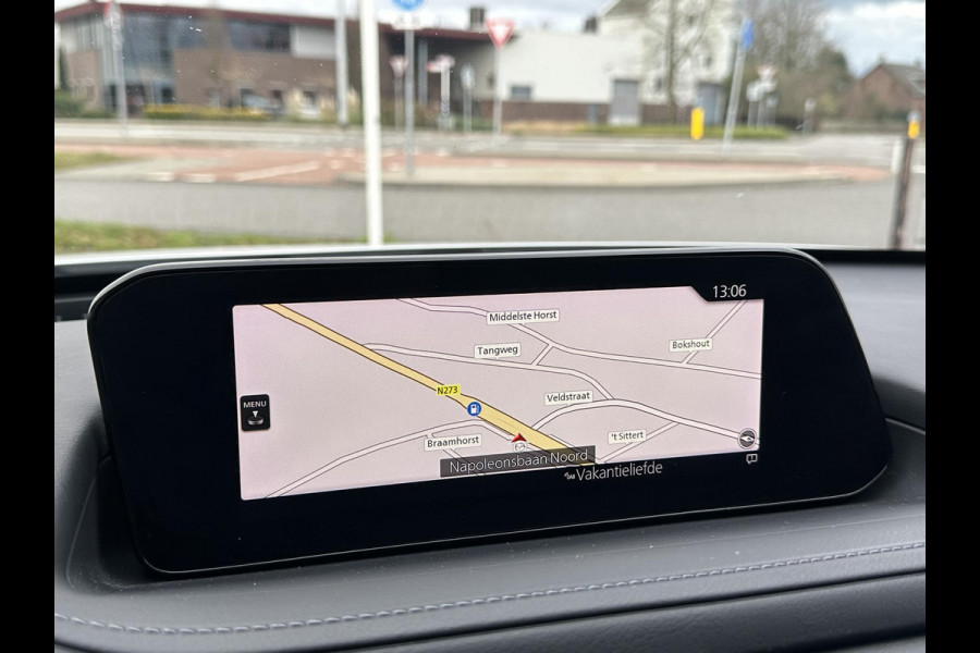 Mazda CX-30 2.0 e-SkyActiv-G M Hybrid Comfort | PARKEER SENSOREN VOOR EN ACHTER | ACHTERUITRIJ CAMERA | HEADUP DISPLAY |