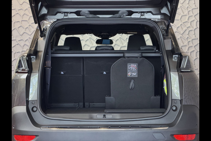 Peugeot 5008 1.2 130PK ALLURE PACK 7PERS NAVI CAMERA ZWARTE HEMEL LED LMV 7P 7 Persoons