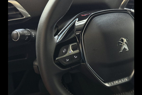 Peugeot 5008 1.2 130PK ALLURE PACK 7PERS NAVI CAMERA ZWARTE HEMEL LED LMV 7P 7 Persoons