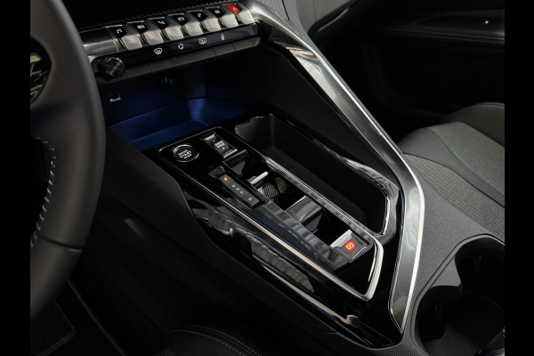 Peugeot 5008 1.2 130PK ALLURE PACK 7PERS NAVI CAMERA ZWARTE HEMEL LED LMV 7P 7 Persoons