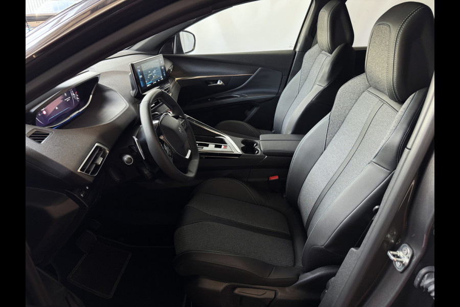 Peugeot 5008 1.2 130PK ALLURE PACK 7PERS NAVI CAMERA ZWARTE HEMEL LED LMV 7P 7 Persoons