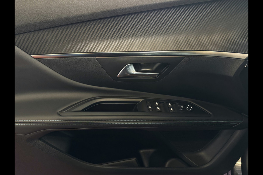 Peugeot 5008 1.2 130PK ALLURE PACK 7PERS NAVI CAMERA ZWARTE HEMEL LED LMV 7P 7 Persoons