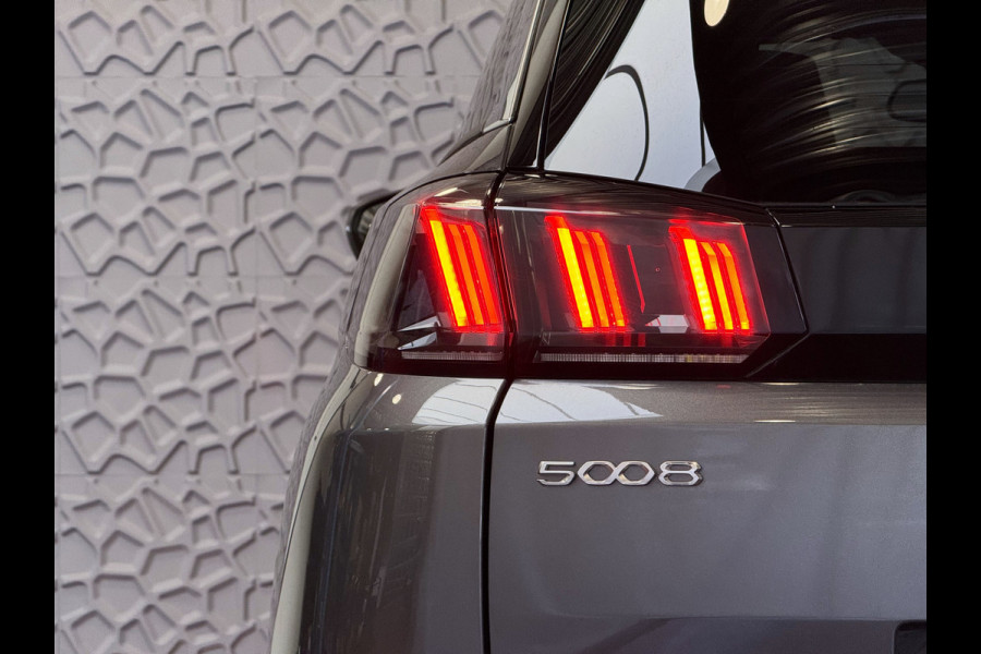 Peugeot 5008 1.2 130PK ALLURE PACK 7PERS NAVI CAMERA ZWARTE HEMEL LED LMV 7P 7 Persoons