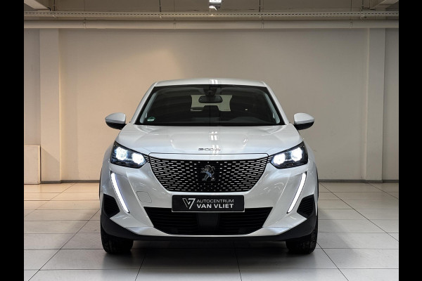 Peugeot e-2008 EV Active Pack 50 kWh Navigatie | Parkeersensoren achter | Cruise control