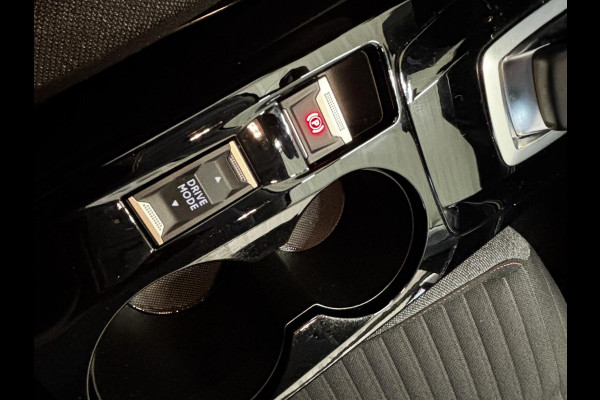 Peugeot e-2008 EV Active Pack 50 kWh Navigatie | Parkeersensoren achter | Cruise control