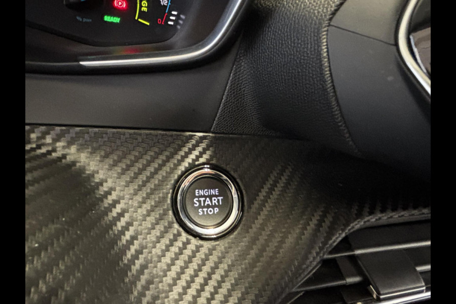 Peugeot e-2008 EV Active Pack 50 kWh Navigatie | Parkeersensoren achter | Cruise control