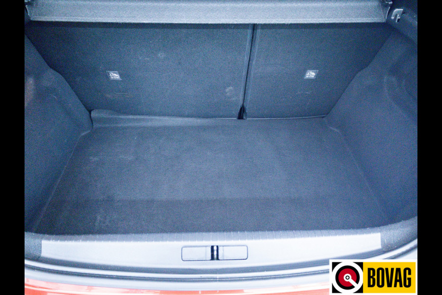 Opel Corsa 1.2 GS Line | Panoramadak | Stoel- & Stuurverwarming | Climate-control | Navigatie, Apple carplay, Android auto, Led, All season banden