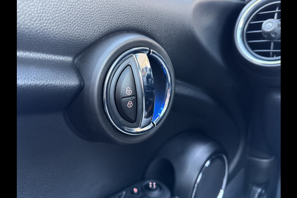 MINI Mini 1.5 Cooper Chili Automaat / Carplay / Panoramadak / Navi / 17" LM /  PDC v+a