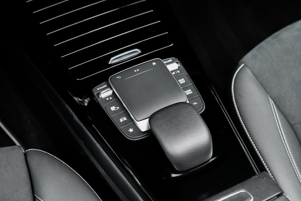 Mercedes-Benz CLA-Klasse Shooting Brake 250 e AMG Edition. Pano, 360, Burm, Dodeh, Sfeer, CarPlay, Multibeam!