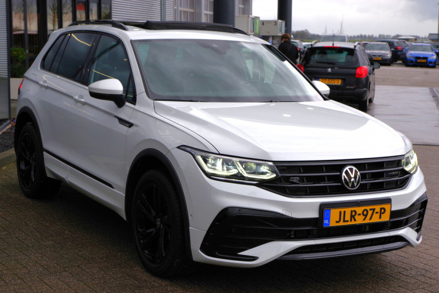 Volkswagen Tiguan 1.4 TSI eHybrid 245 PK R-Line BNS+ PHEV, Panoramadak, LED, Leder, 360 Camera,
