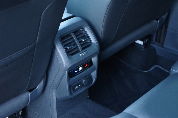 Volkswagen Tiguan 1.4 TSI eHybrid 245 PK R-Line BNS+ PHEV, Panoramadak, LED, Leder, 360 Camera,